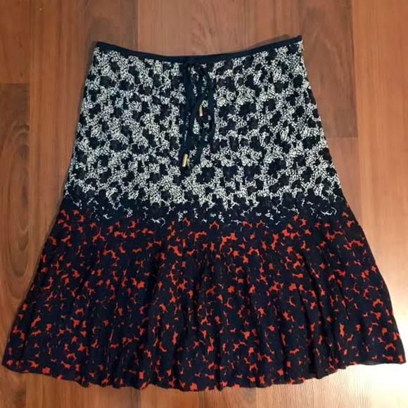 Tory Burch Dresses & Skirts - Tory Burch Skirt Size 4 Drop Waist